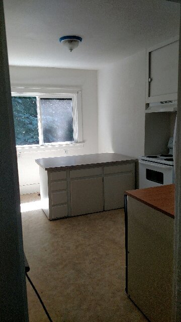 Kitchen Island - 1642 NE 3rd Ave