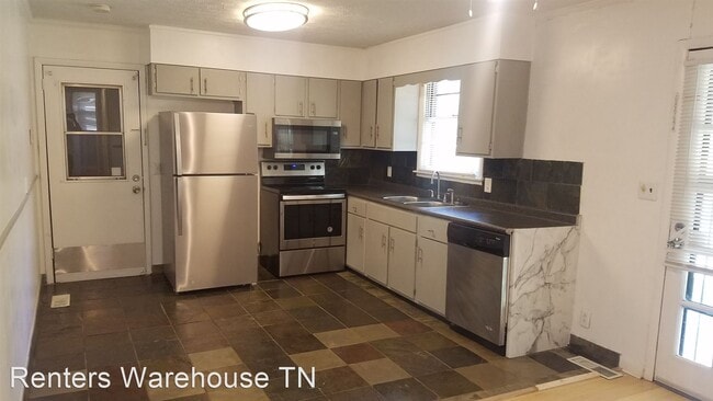 Building Photo - 3 br, 1 bath House - 117 Hillsdale Drive