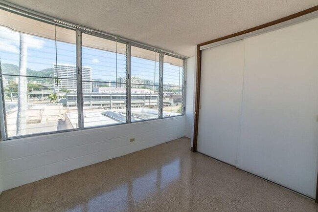 Foto del edificio - 1403 Makiki St