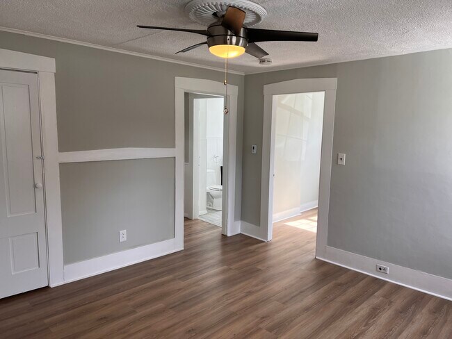 Living Room - 40 Center St