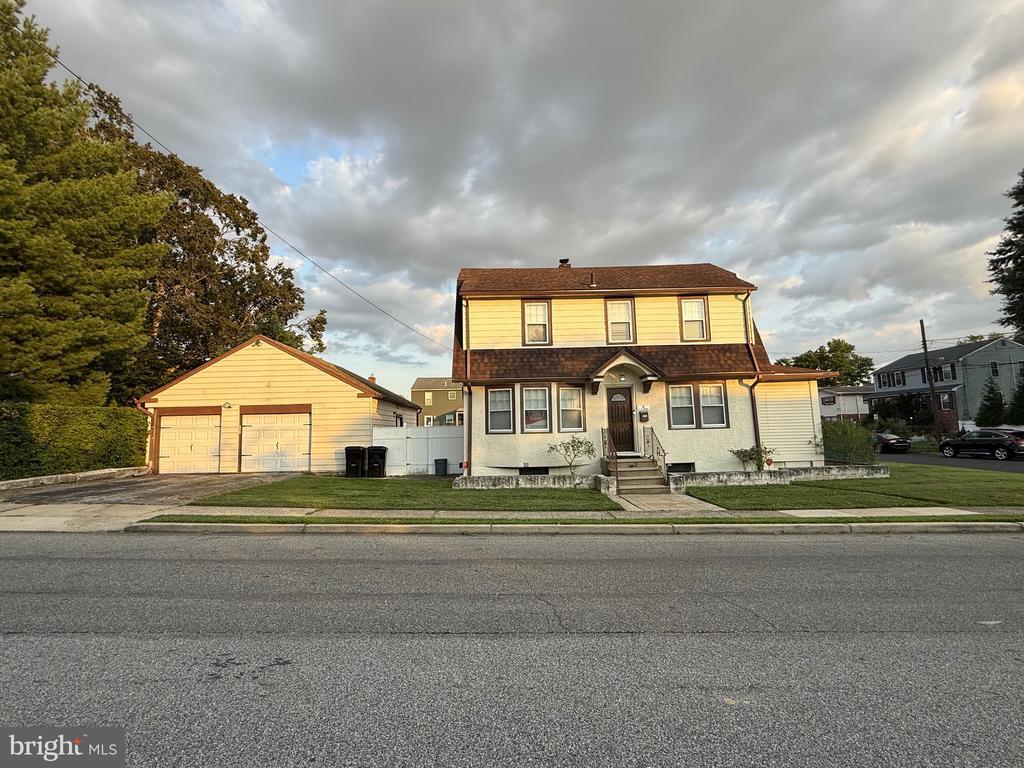 Foto principal - 101 S Glenwood Ave
