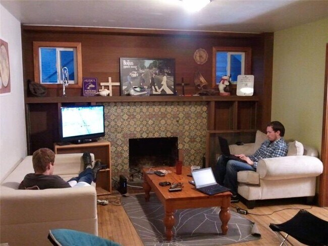 Foto del edificio - 2107 NE 54th St