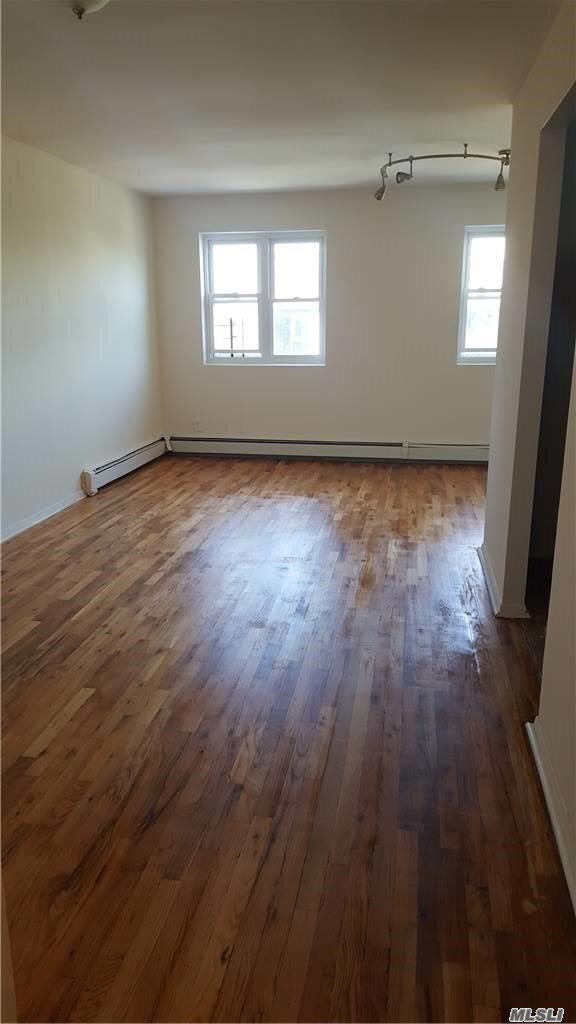Foto del edificio - 153-46-153-77 77th Ave