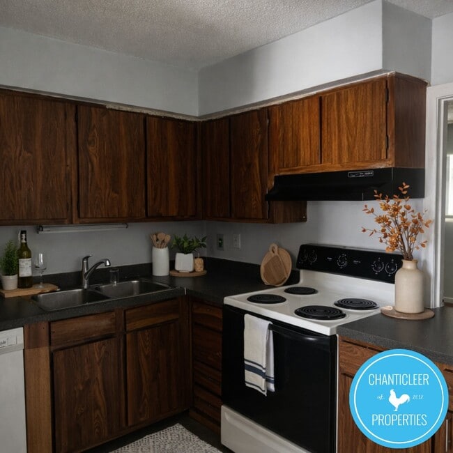 Photo - 1501 Chapel Hill Rd Apartment