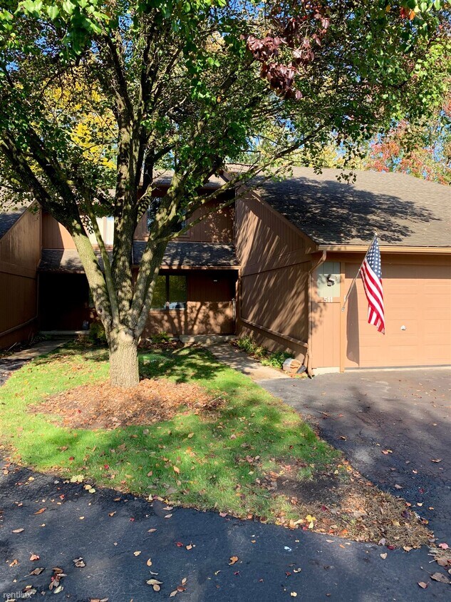 Primary Photo - 2 br, 2 bath Condo - 511 Park Pl