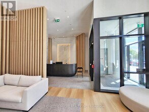 Building Photo - 3009 Novar Rd