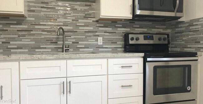 Building Photo - 18717 Atlantic Blvd