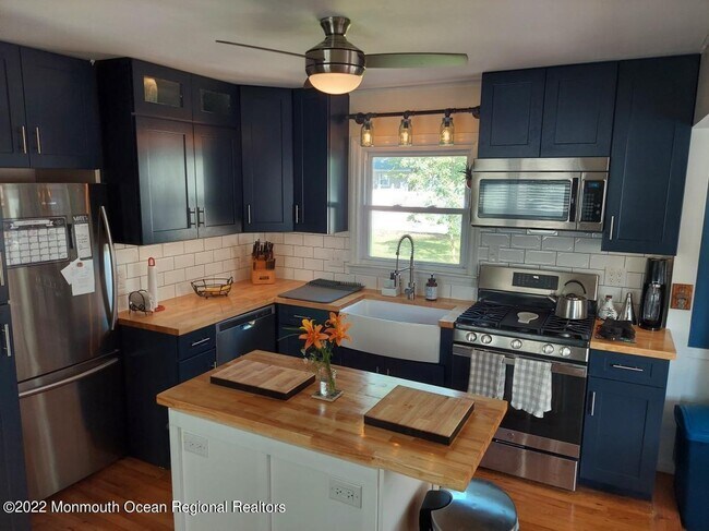 Foto del edificio - 537 Longboat Ave