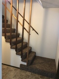 Building Photo - Springfield Duplex