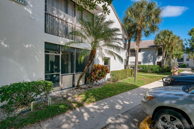 Foto del edificio - 4772 NW 22nd St