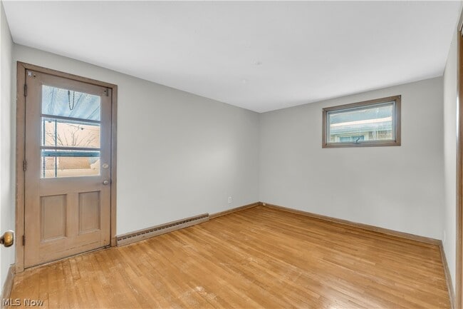 Building Photo - 2828 Snow Rd