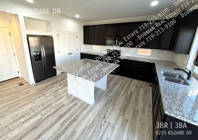 Foto del edificio - 2-Story Home in Banning Lewis