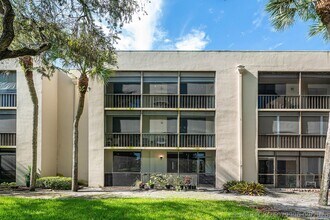 Building Photo - 5190 Las Verdes Cir
