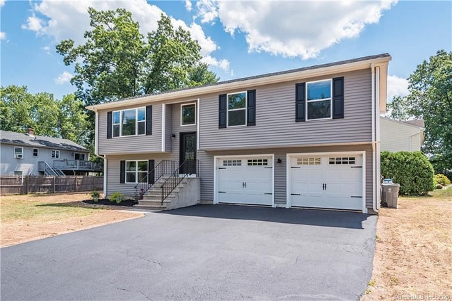 Building Photo - 62 Plum Tree Rd