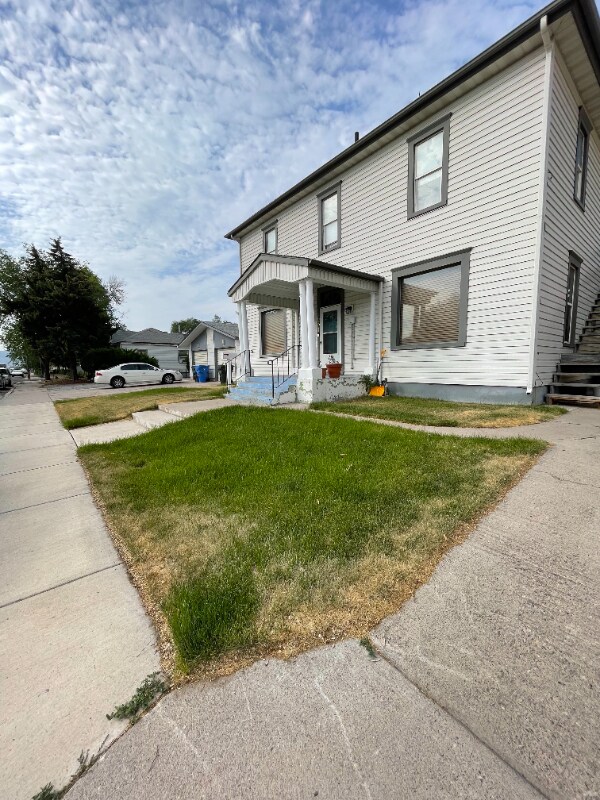 Primary Photo - 631 S Main St