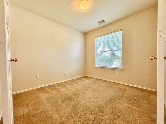 Building Photo - 9602 Western Briar Ln