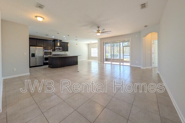 Building Photo - 4411 Quail Hollow Rd