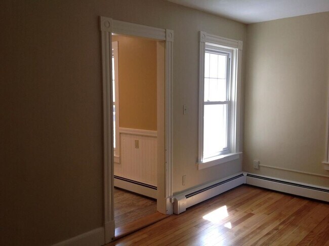 Foto del edificio - 341 Court-Apt 1 Ct