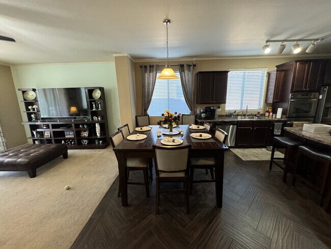 Foto del edificio - Stunning 5 Beds, 3.5 Baths home in Rancho ...