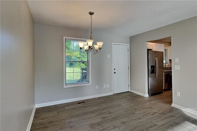 Foto del edificio - 107 Ivy Trace Ln