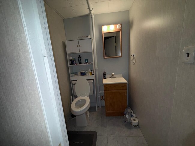 Photo - 7147 Bluecrest Dr House