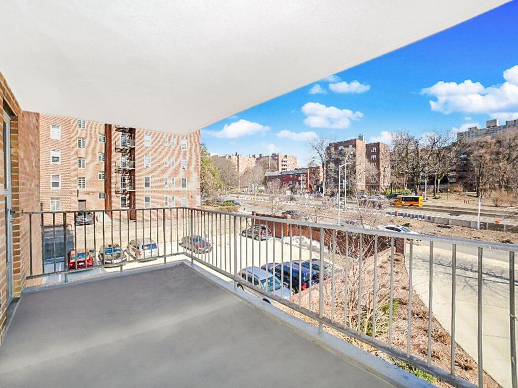 2601 Henry Hudson Pkwy W Unit 3B, The Bronx, NY 10463 Room for Rent in The Bronx, NY