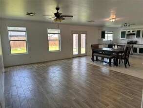 Building Photo - 508 Birch Cluster Ct
