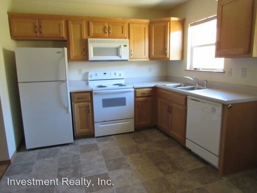 Building Photo - 24950 Scenic Dr