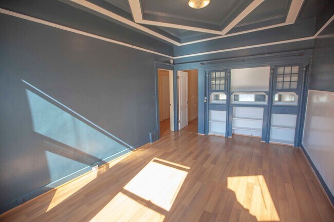 Building Photo - 155