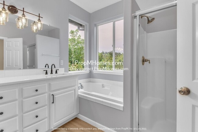 Building Photo - Wonderful Three Bedroom Home In West Linn!...