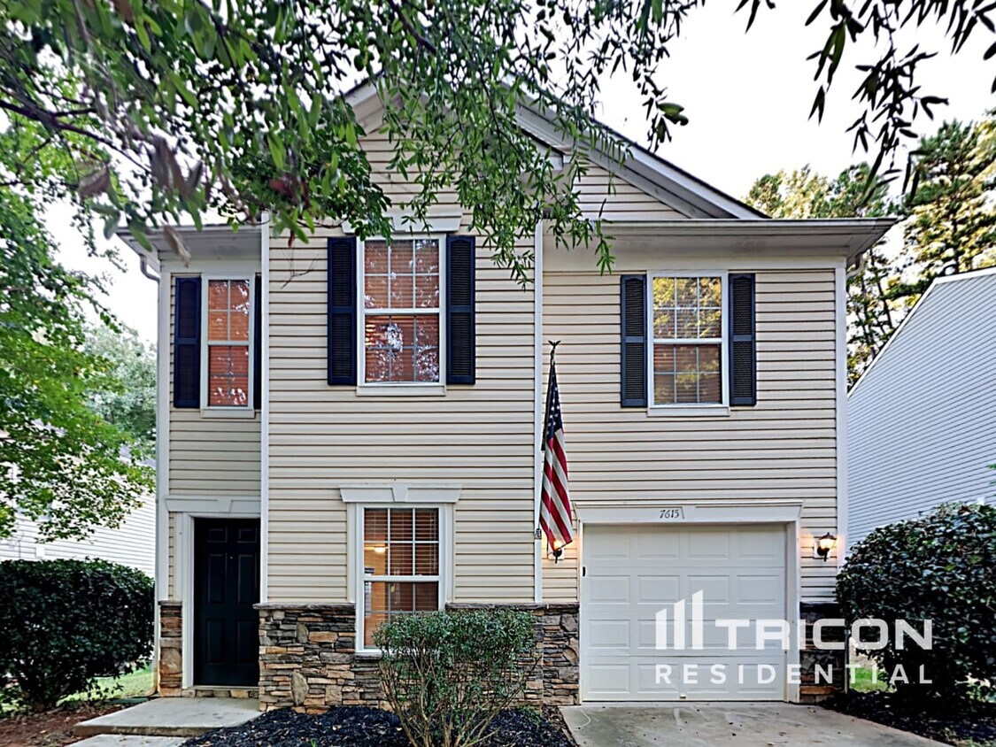 Foto principal - 7615 Eben Drive Charlotte NC