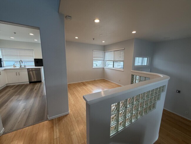 Foto del edificio - 816 Constellation Ct