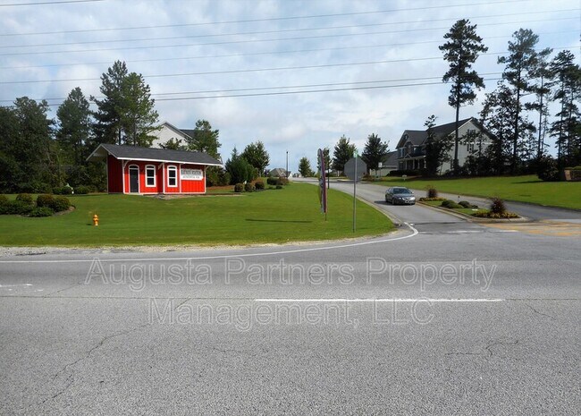 Building Photo - 3031 Haynes Station Dr