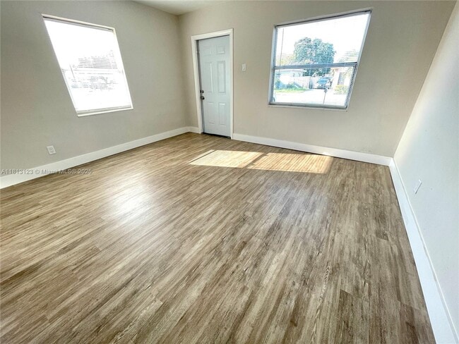 Foto del edificio - 2750 NW 4th Ct