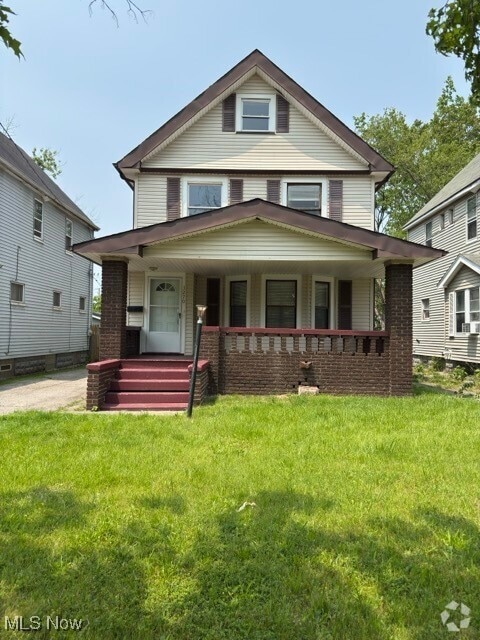 Building Photo - 3270 E 118th St