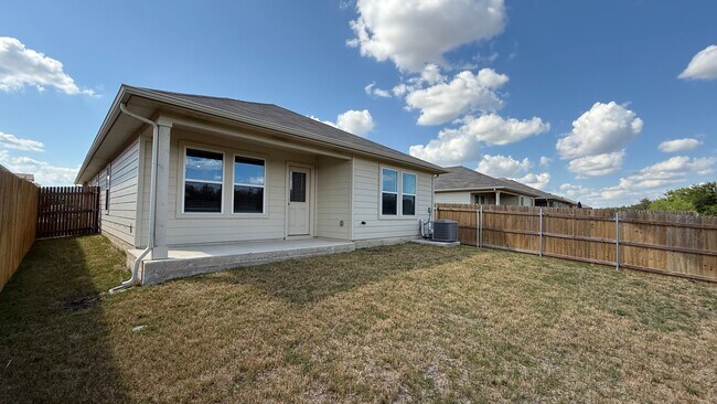 Building Photo - 13104 Roving Pass
