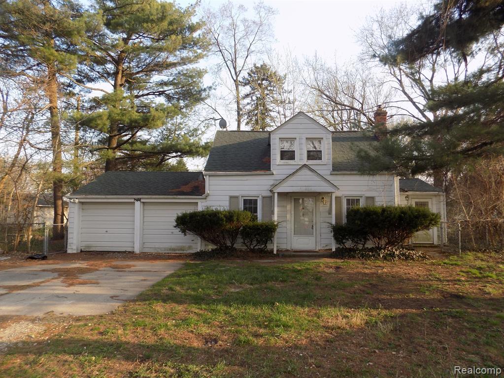 1046 Kelley St, Troy, MI 48083 House Rental in Troy, MI