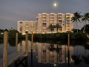 Building Photo - 2885 Palm Beach Blvd