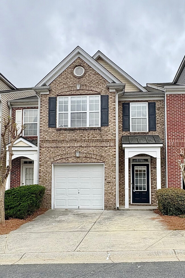 Town Home - 3 Beds - 3 Baths - Town Home - 3 Beds - 3 Baths