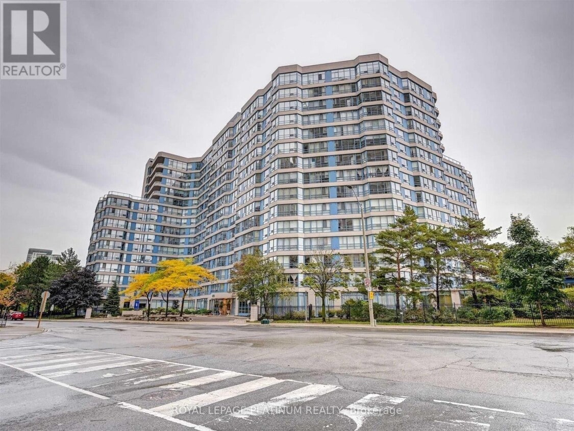 Primary Photo - 250 Webb Dr