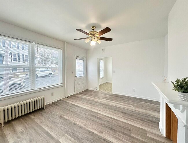 Foto del edificio - 1739 4th St