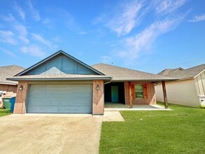 Building Photo - 2225 Fallview Dr