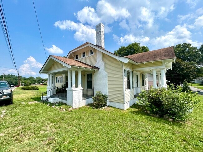 Foto del edificio - 725 Wiscassett St