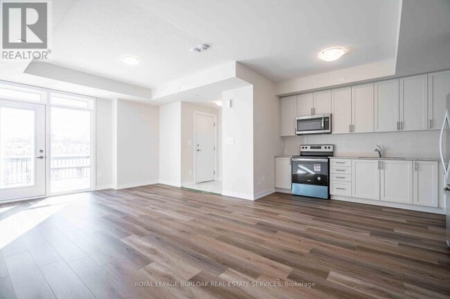 Building Photo - 1585 Rose Way