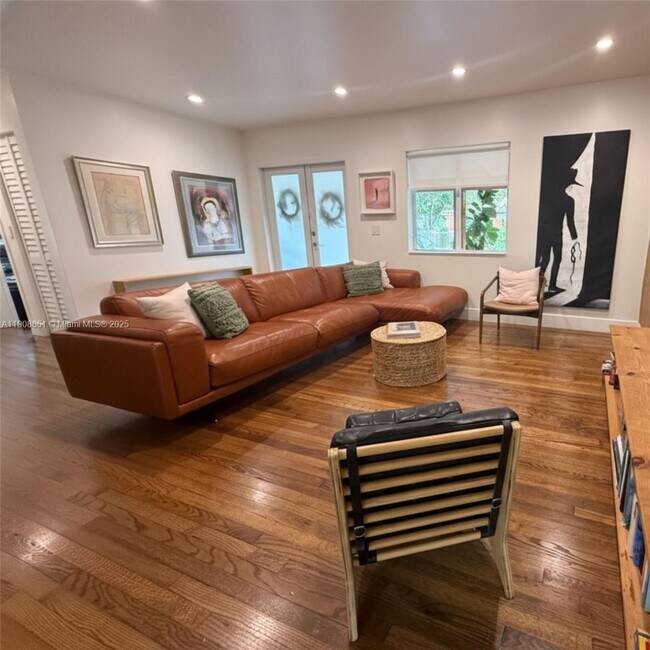 Foto del edificio - 1345 SW 60th Ct