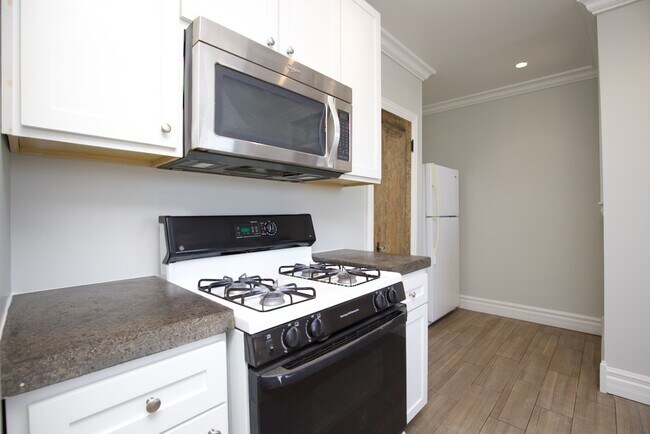 Foto del edificio - 6148 N Francisco Ave