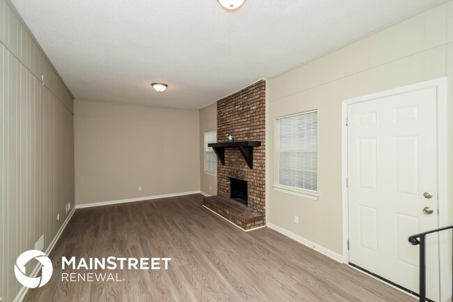 Building Photo - 1037 Medina Dr