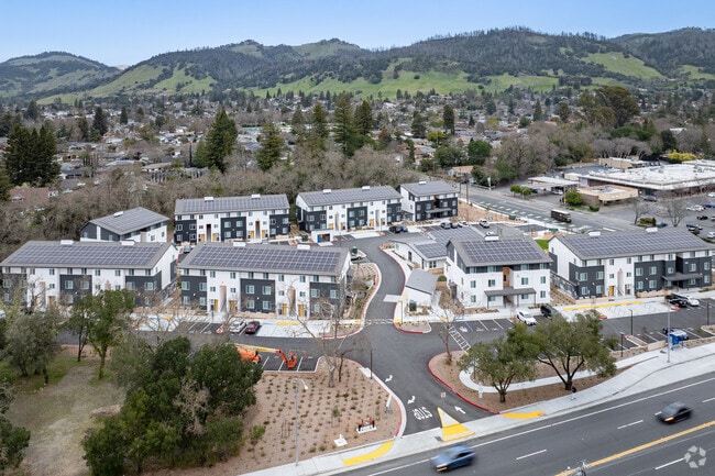 Aerial Context - Mohania Glen