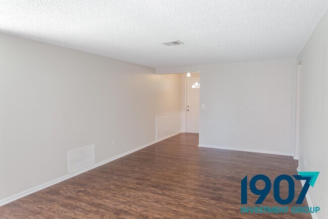 Building Photo - 3100 Caddo Ln