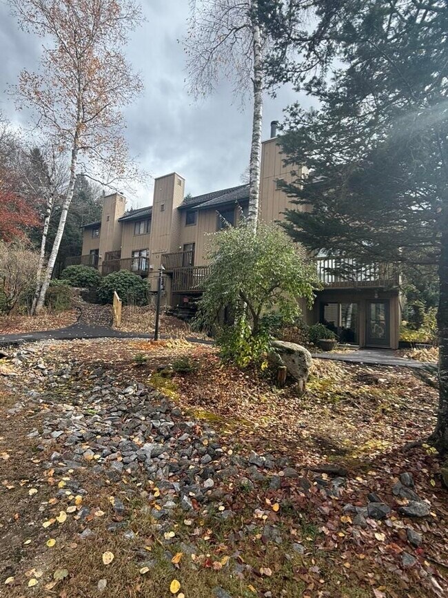 Foto del edificio - 6 Windsor Hill Way